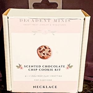 NWT Scented Choc Cookie Necklace Kit DIY